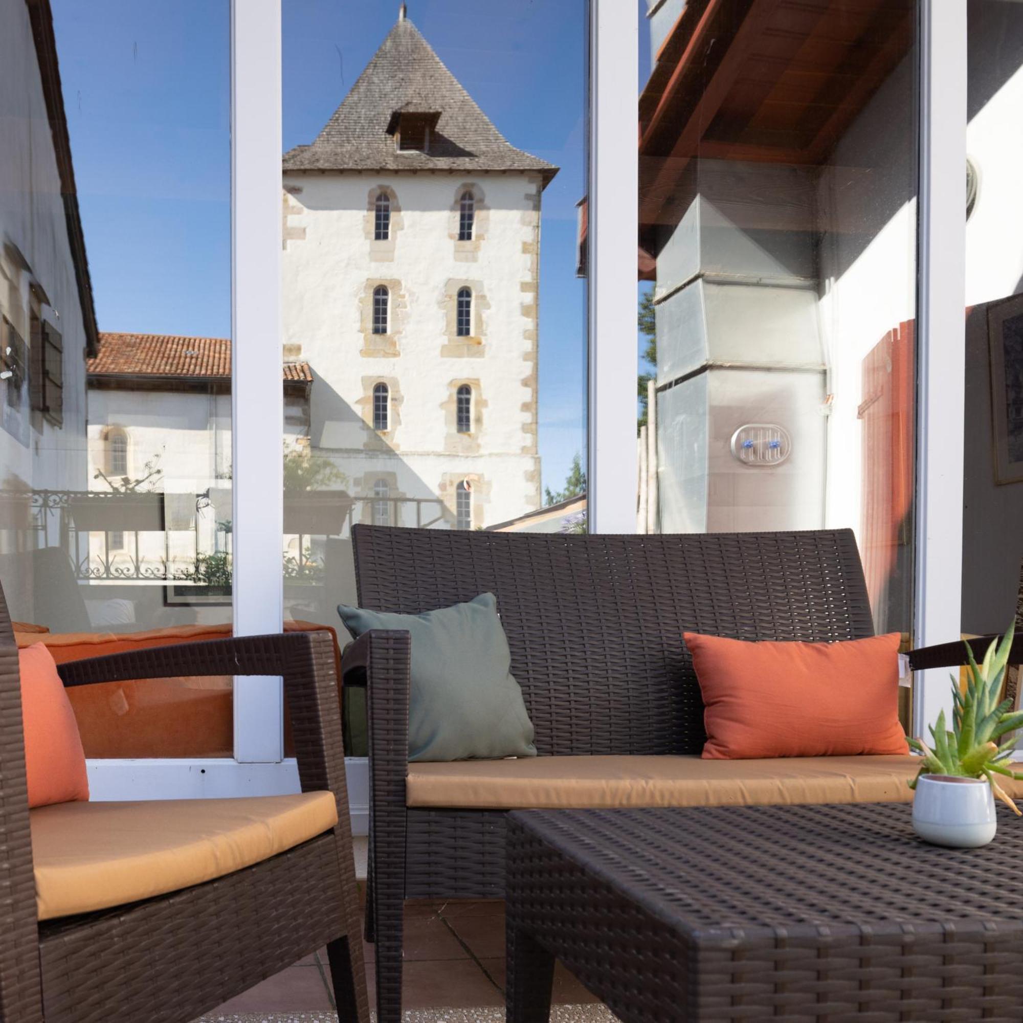 Hotel Lastiry Sare Exterior photo