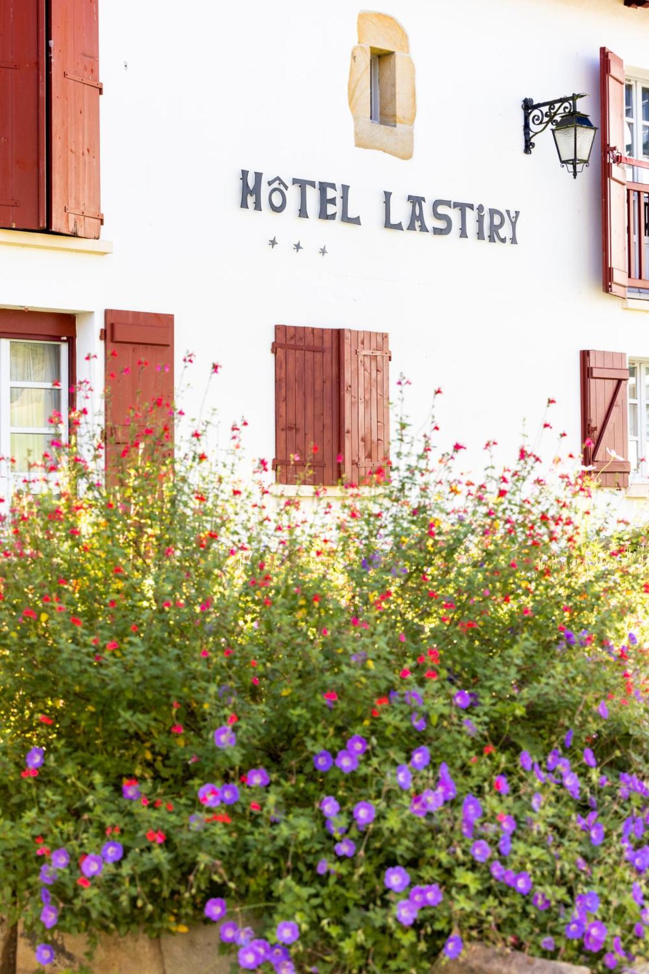 Hotel Lastiry Sare Exterior photo